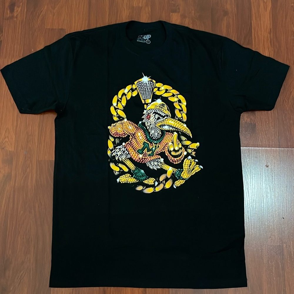 Re-up Miami Hurricanes “Turn Over Chain” logo t-shirt.